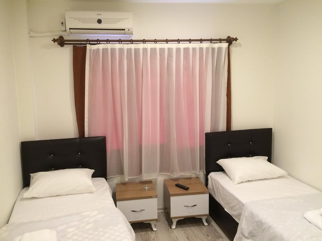 Aydin Eli̇T Pansi̇Yon Bed and Breakfast Buitenkant foto